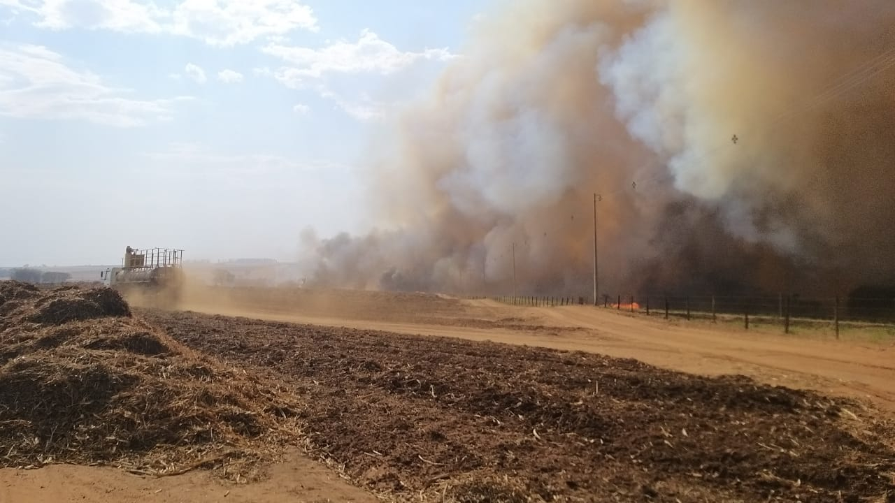 INCÊNDIOS DE GRANDES PROPORÇÕES CAUSAM QUEDAS DE ENERGIA